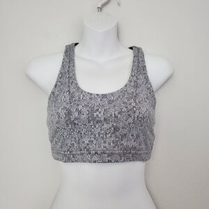 Gymshark Women's Sports Bra Small Gray Fleur Moisture Wicking Athletic Sporty
